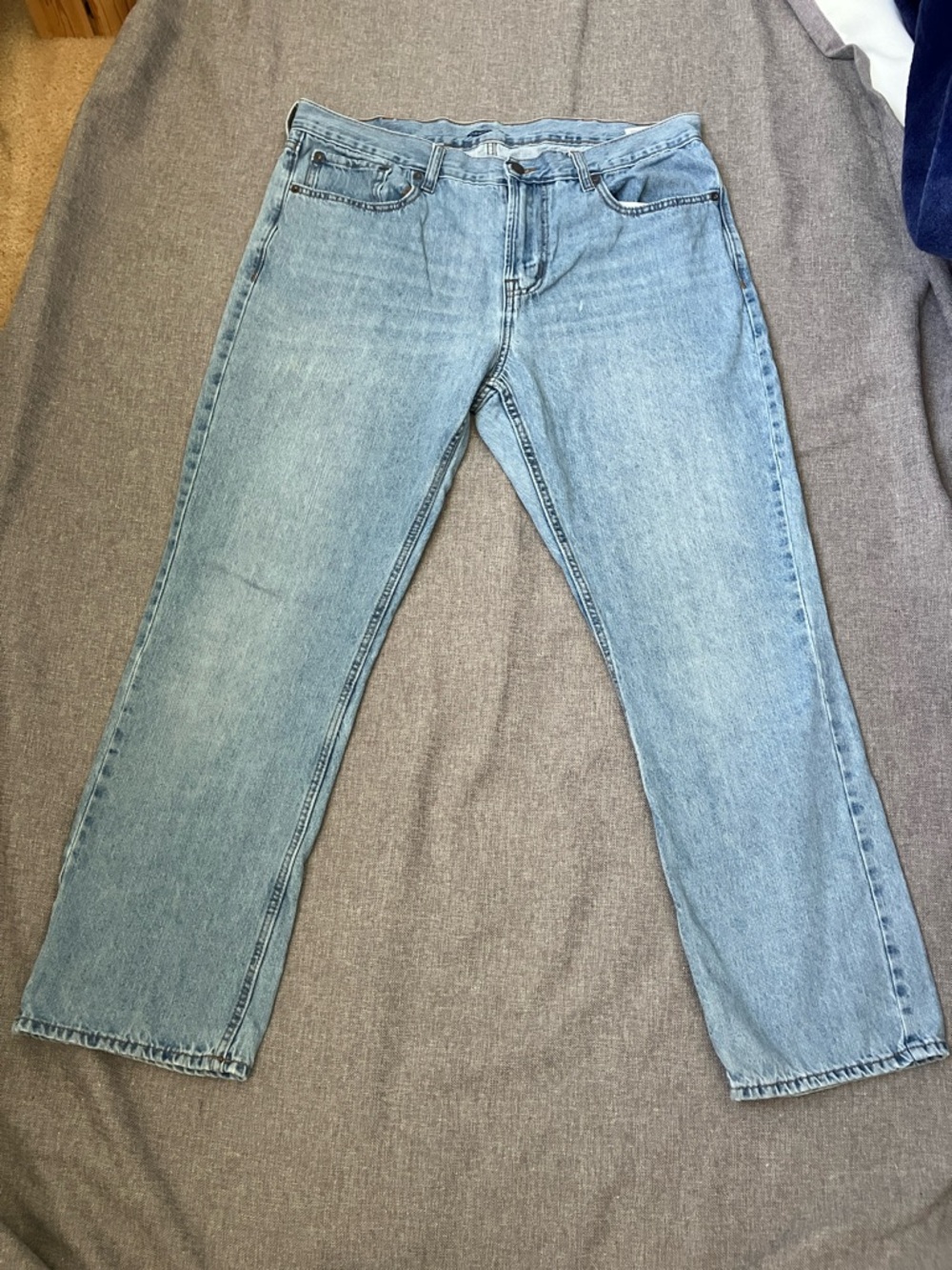 OLD NAVY Size 38x 30 Mens STRAIGHT Leg LIGHT Wash Cotton DENIM Jeans
